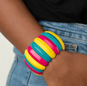 New Multicolor Blue Yellow Pink Wooden Fashion Bracelet Women's Jewelry